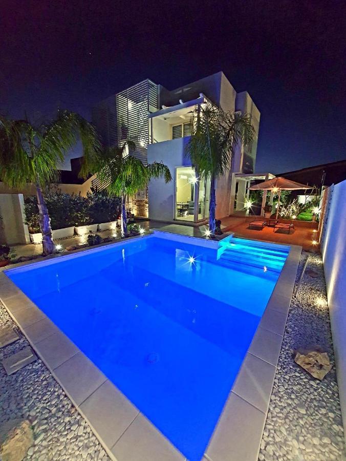 La Perla Di Villa *